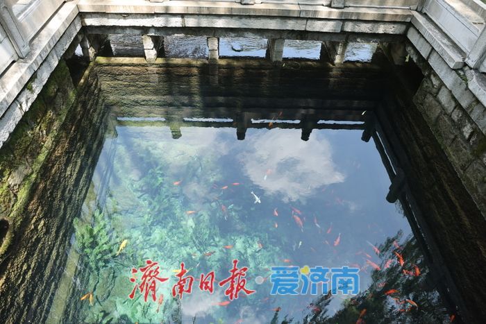 玛瑙泉瀑布水帘重现 古城河畔添灵动景致